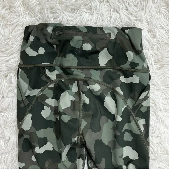 Athleta Lightning Camo 7/8 Tight Leggings in SuperSonic Green Camo Size XS - Picture 7 of 10